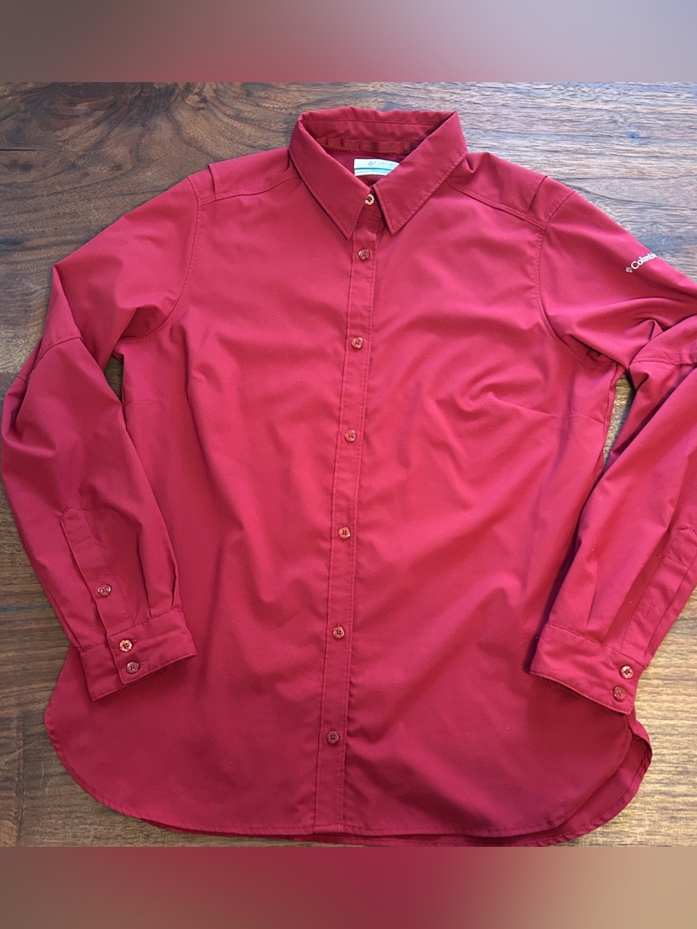 Columbia Vented Casual Button Up Shirt Womens Athletic Cut Maroon Red Size M